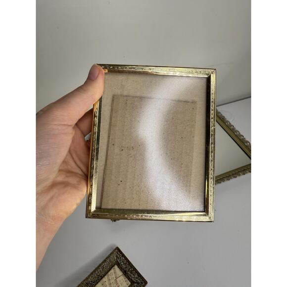 Set of Two Vintage Gold Metal Frames, Small Gold Filigree Frame - Picture 3 of 10